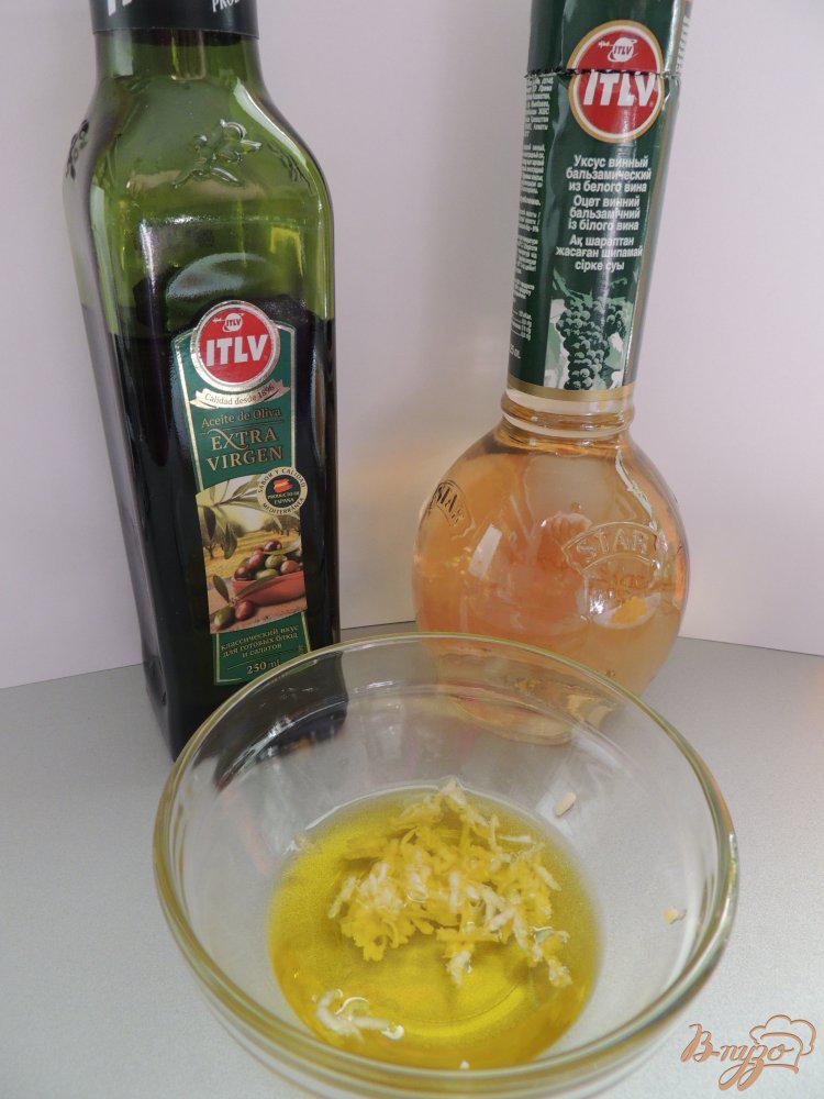 Фото приготовление рецепта: Салат с курицей и апельсинами шаг №6