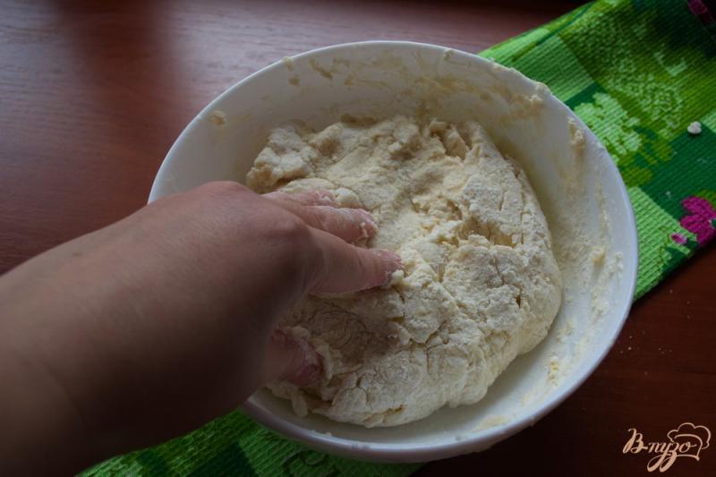 Фото приготовление рецепта: Печенье с вяленой вишней шаг №4