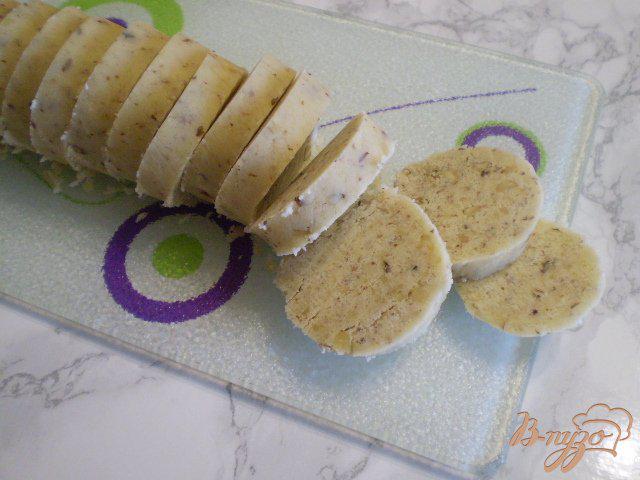 Фото приготовление рецепта: Ореховое печенье шаг №6