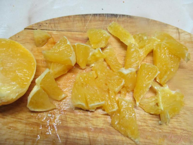 Фото приготовление рецепта: Десерт из манки творога и апельсина шаг №6