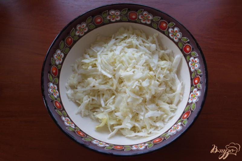 Фото приготовление рецепта: Легкий салатик с копченой курицей шаг №1