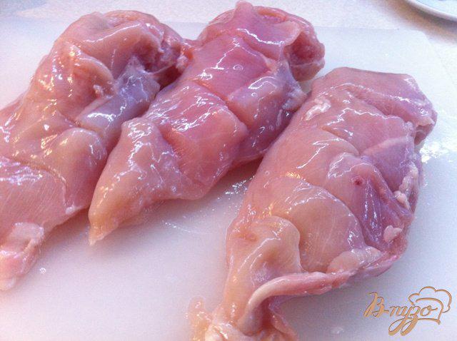 Фото приготовление рецепта: Куриное филе с помидорами черри шаг №1