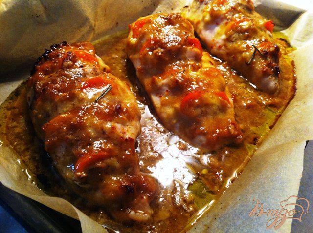 Фото приготовление рецепта: Куриное филе с помидорами черри шаг №8
