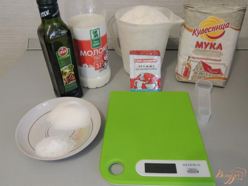 Фото приготовление рецепта: Итальянский хлебушек с цельнозерновой мукой шаг №1