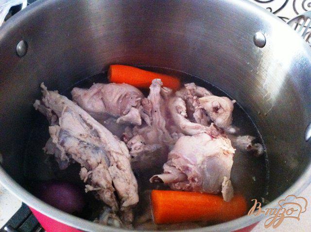 Фото приготовление рецепта: Сырный крем-суп с брокколи шаг №1
