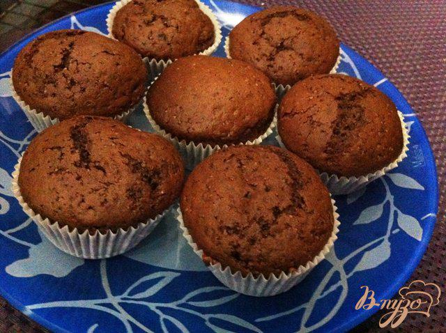 Фото приготовление рецепта: Шоколадные кексы с пудингом шаг №7