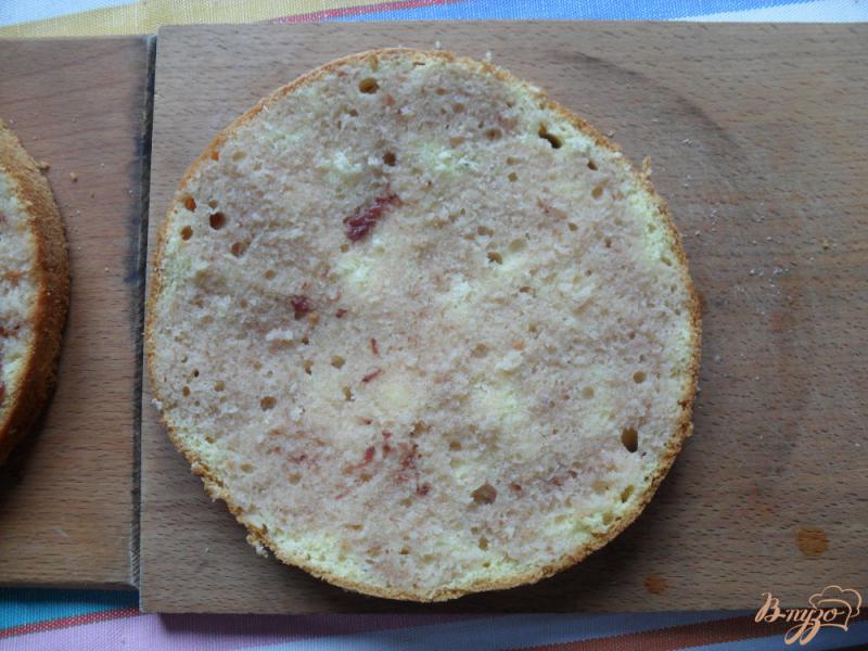Фото приготовление рецепта: Торт «Негр в пене» с готового бисквита шаг №3
