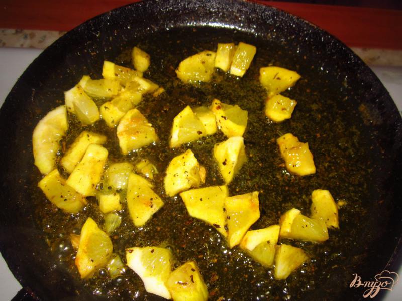 Фото приготовление рецепта: Рис по индийски с лимоном шаг №4