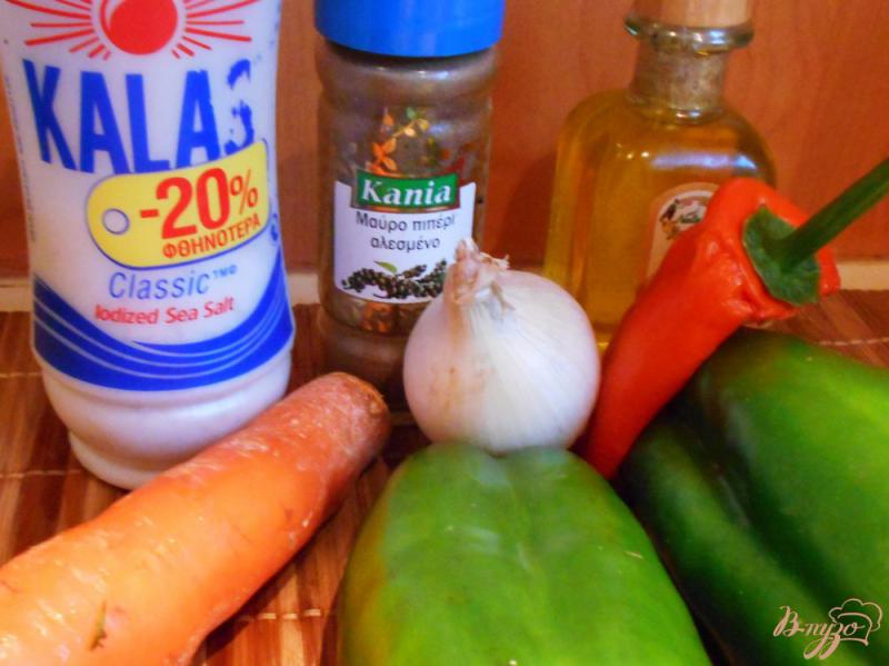 Фото приготовление рецепта: Перец, фаршированный печенью и овощами шаг №1