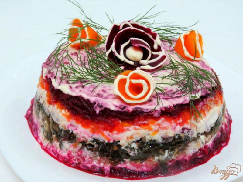 Фото приготовление рецепта: Салат из свеклы и морской капусты шаг №13