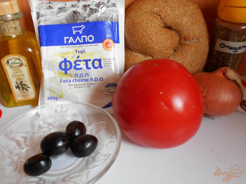 Фото приготовление рецепта: Греческий дакос шаг №1