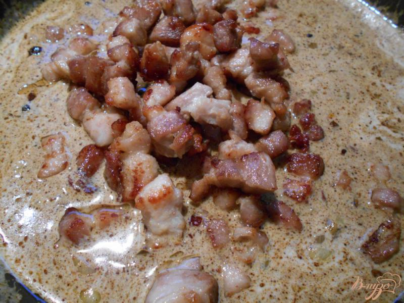 Фото приготовление рецепта: Тай-карри со свининой шаг №7