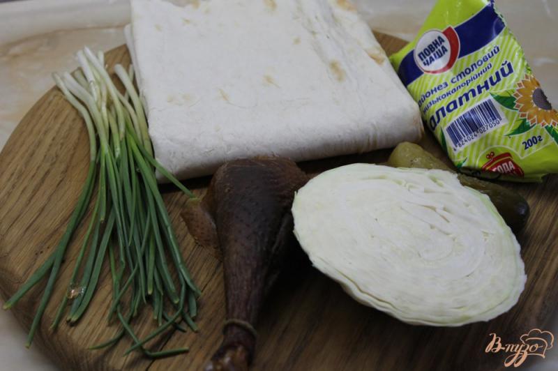 Фото приготовление рецепта: Сhicken лаваш с салатом шаг №1