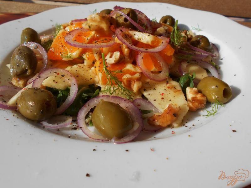 Фото приготовление рецепта: Салат из фенхеля и апельсина шаг №8
