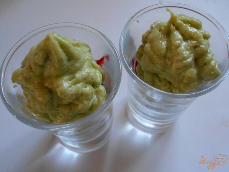 Фото приготовление рецепта: Креветочные веррины   с муссом из авокадо шаг №5