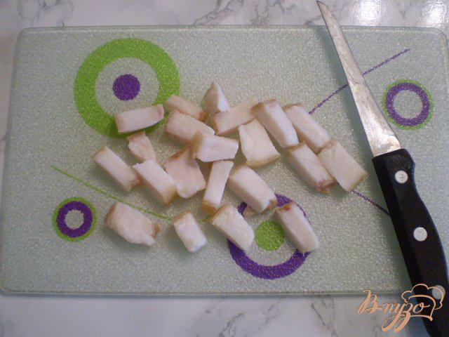 Фото приготовление рецепта: Картошка с луком на сале шаг №2