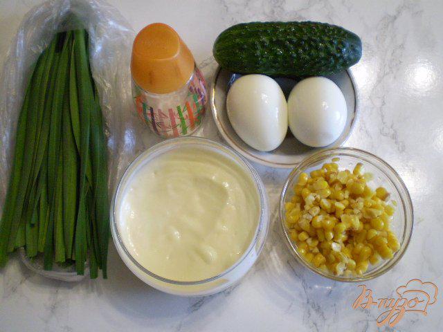 Фото приготовление рецепта: Салат из вареной кукурузы шаг №1