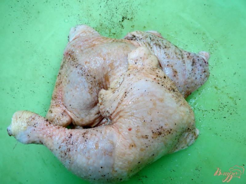 Фото приготовление рецепта: Куриные ножки жареные с соусом шаг №2