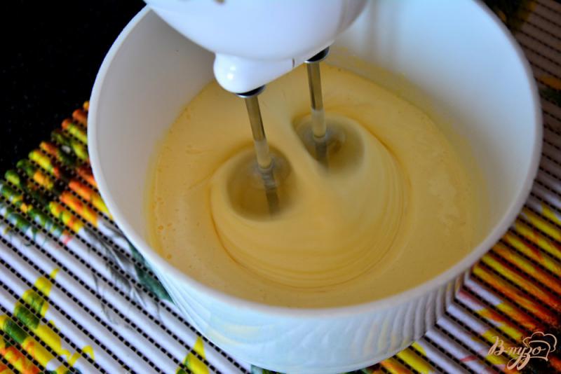 Фото приготовление рецепта: Шоколадные кексы с белковой шапочкой шаг №2