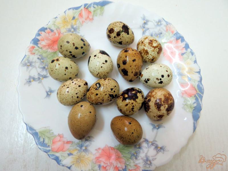 Фото приготовление рецепта: Перепелиные яйца фаршированные шаг №1