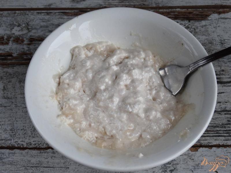 Фото приготовление рецепта: Молочно-зефирное желе с маком шаг №3