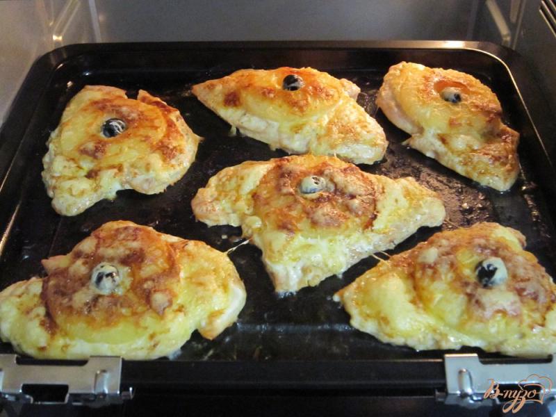 Фото приготовление рецепта: Филе куриное с ананасами шаг №6