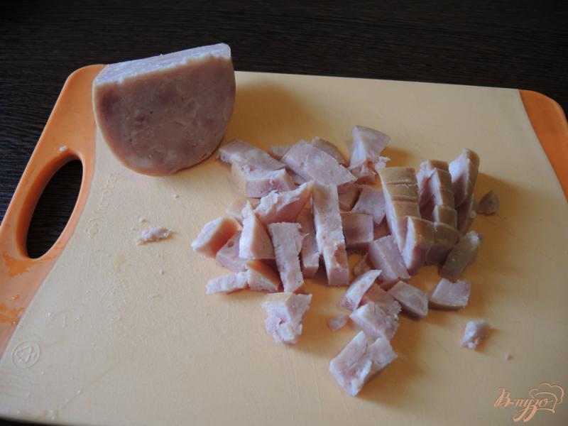 Фото приготовление рецепта: Сырный суп с курицей и грибами шаг №9