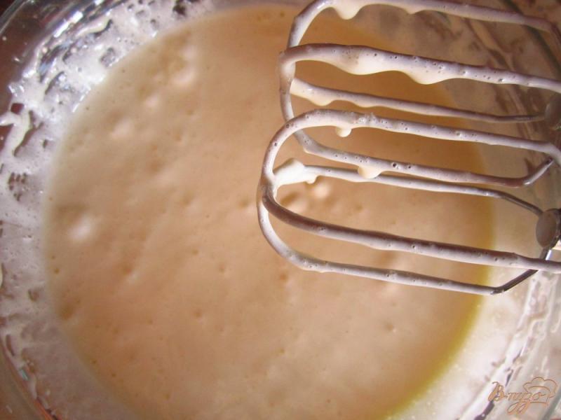 Фото приготовление рецепта: Пасхальный кулич с цедрой апельсина и ароматом мартини шаг №4