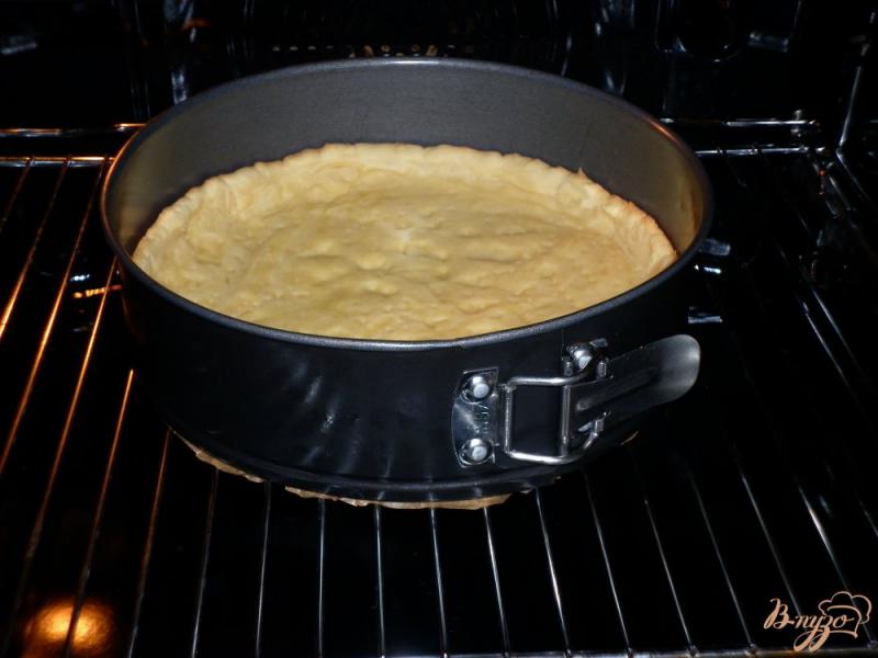 Фото приготовление рецепта: Лимонный торт (Torta meringata al limone) шаг №9