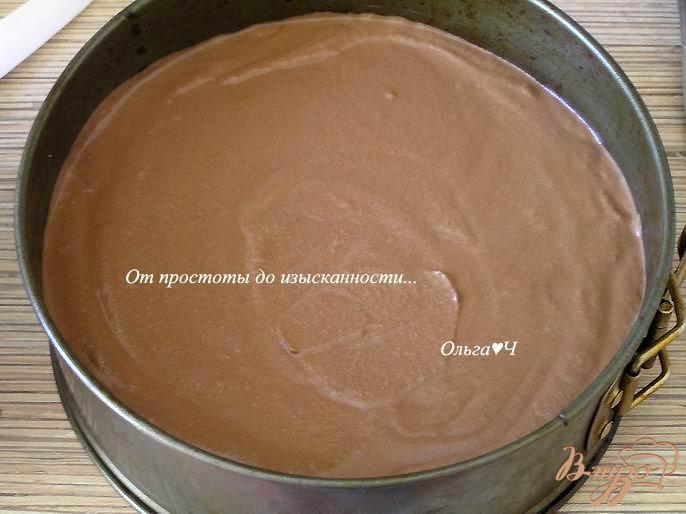 Фото приготовление рецепта: Торт «Шоколадно-фруктовый вальс» шаг №9