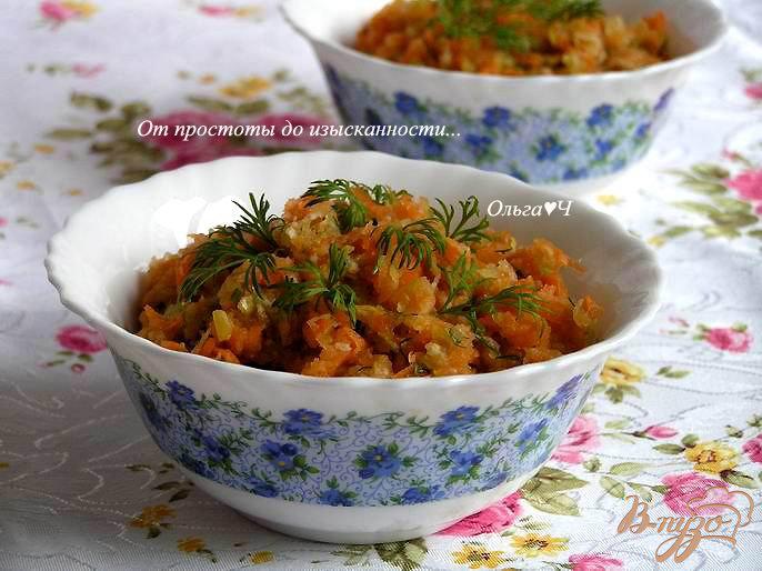 Фото приготовление рецепта: Салат из моркови, редьки и яблока шаг №4