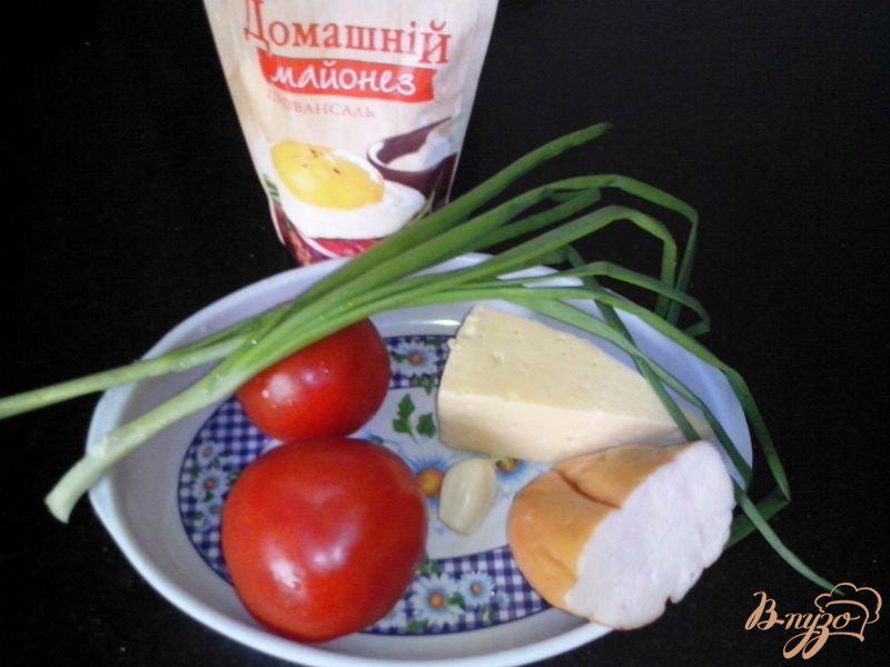 Фото приготовление рецепта: Салат «Нежный» с копчёным куриным филе шаг №1