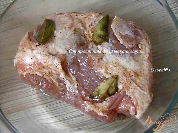 Фото приготовление рецепта: Пряный свиной карбонад шаг №4