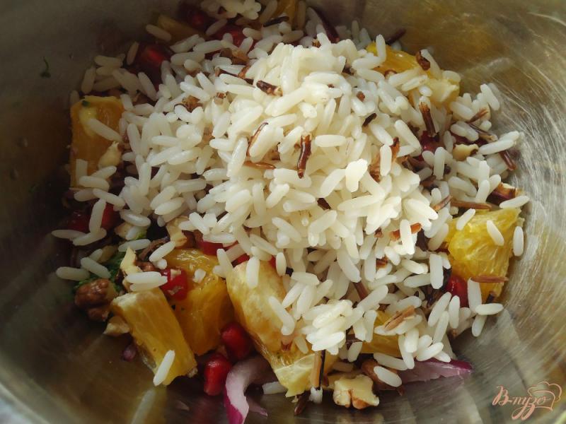 Фото приготовление рецепта: Рисовый салат с апельсинами, брокколи шаг №4