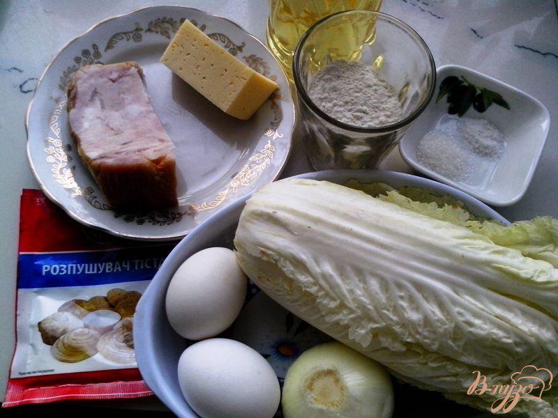 Фото приготовление рецепта: Пирог из пекинской капусты с ветчиной и сыром шаг №1