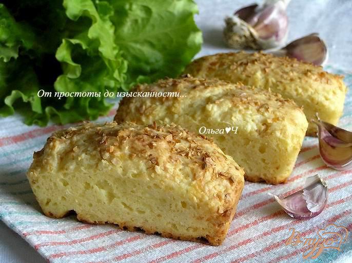 Фото приготовление рецепта: Сырные булочки с чесночной корочкой шаг №6