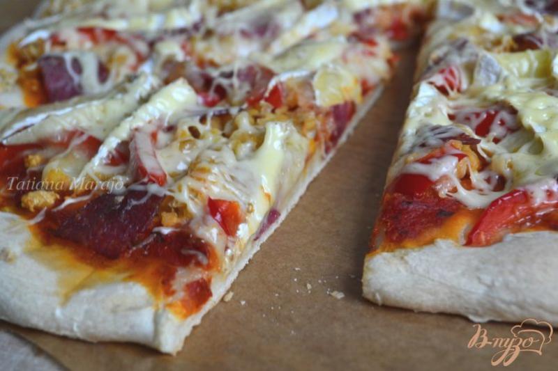 Фото приготовление рецепта: Пицца с нутом и сладким перцем шаг №6