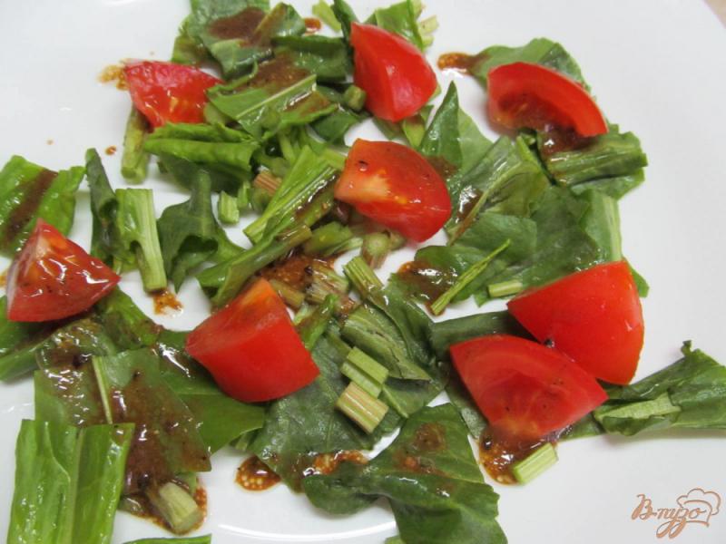 Фото приготовление рецепта: Салат из копченой рыбы шаг №6