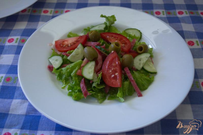 Фото приготовление рецепта: Арагонский салат с салями шаг №6