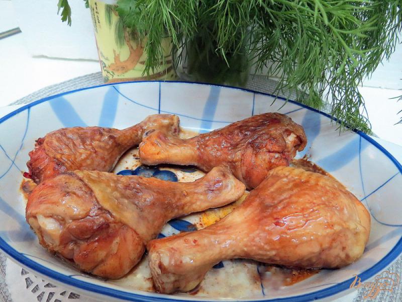 Фото приготовление рецепта: Куриные голени в кофейном маринаде шаг №8