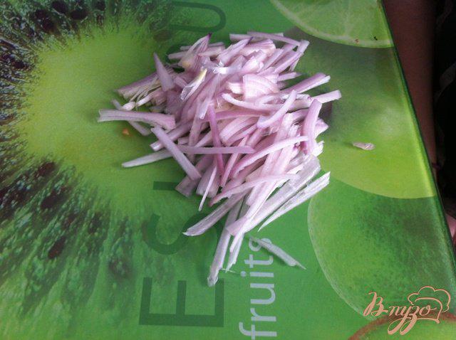 Фото приготовление рецепта: Салат «Светофор» с овощами шаг №5