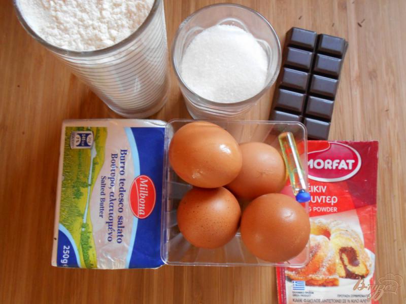 Фото приготовление рецепта: Шоколадно-ванильные мадленки шаг №1