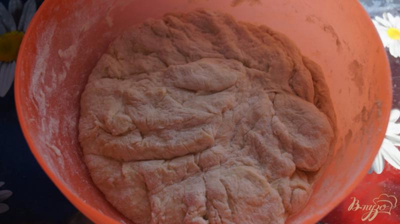 Фото приготовление рецепта: Сладкие багеты с изюмом шаг №3