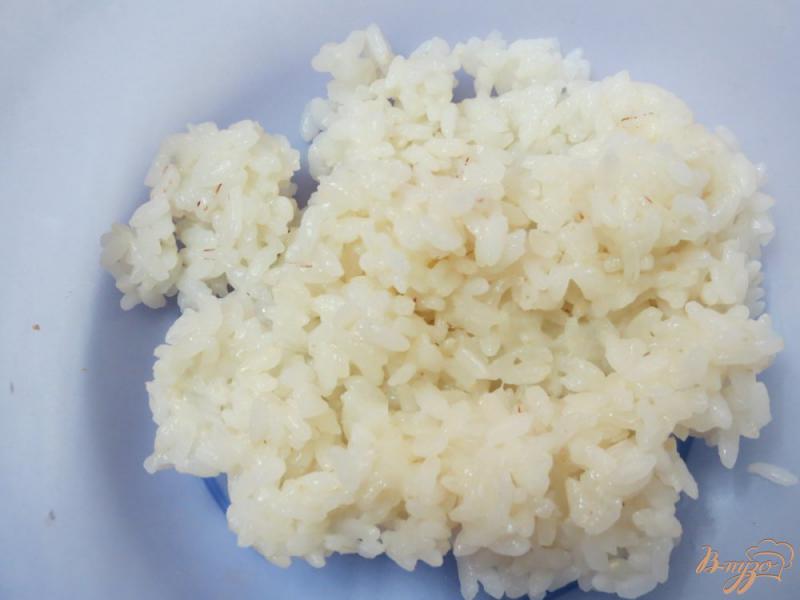Фото приготовление рецепта: Сырники с рисом и шпинатом шаг №2