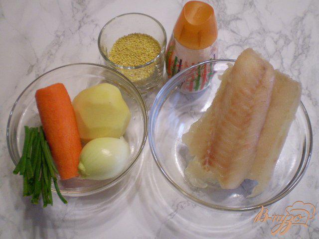 Фото приготовление рецепта: Суп-пюре из минтая шаг №1