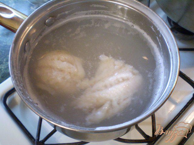 Фото приготовление рецепта: Суп-пюре из минтая шаг №2