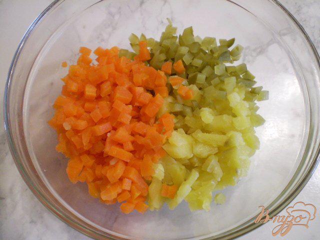 Фото приготовление рецепта: Салат овощной с фасолевым соусом шаг №4