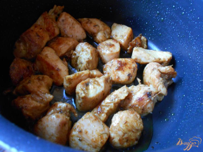 Фото приготовление рецепта: Свинина с рисом и кабачками шаг №2