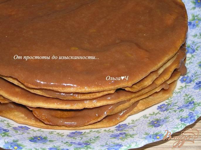 Фото приготовление рецепта: Торт а-ля «Наполеон» с шоколадным кремом (постный) шаг №8