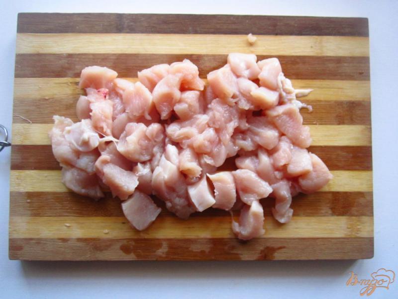 Фото приготовление рецепта: Куриное филе в кляре с кунжутом шаг №1